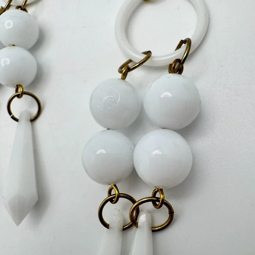 White Dangle Earrings Vtg Plastic Bead Drops Gold-Tone Accents Lightweight Long - Picture 6 of 8